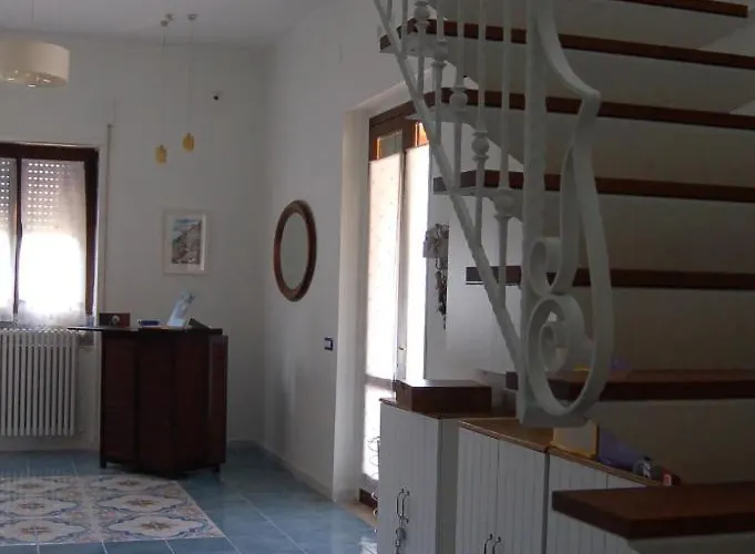 Nini & Events By Elodeagroup 3* 살레르노