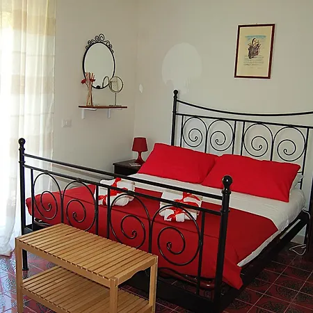 Nini & Events By Elodeagroup Bed & Breakfast Salerno