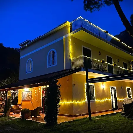Nini & Events By Elodeagroup Bed & Breakfast